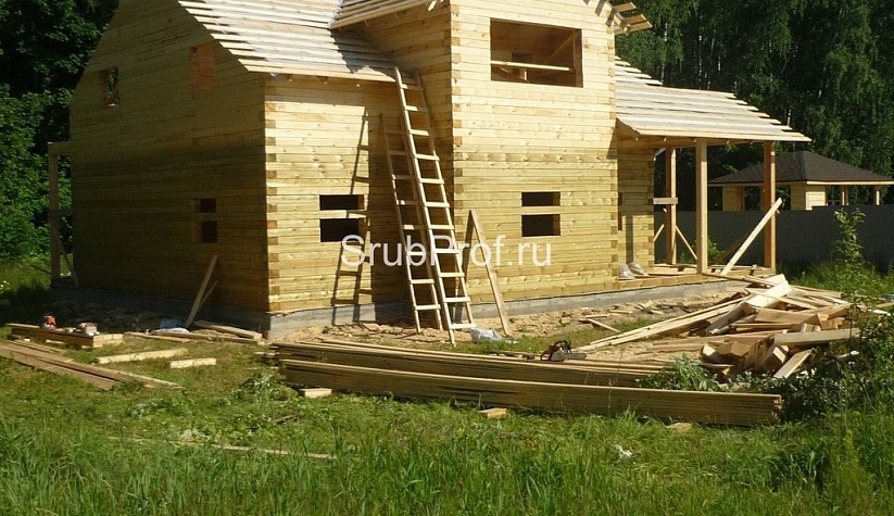 Полутораэтажный дом из бруса