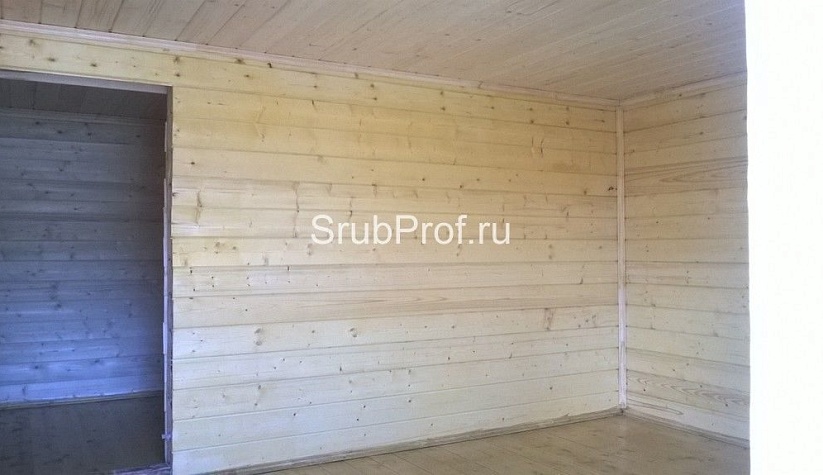 Отделка бани с ломаной крышей