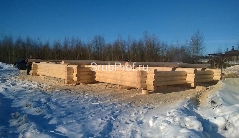 Рубка дома из бревна 11х15