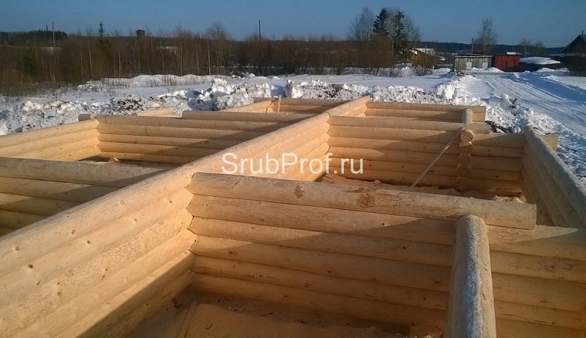 Рубка дома из бревна 11х15