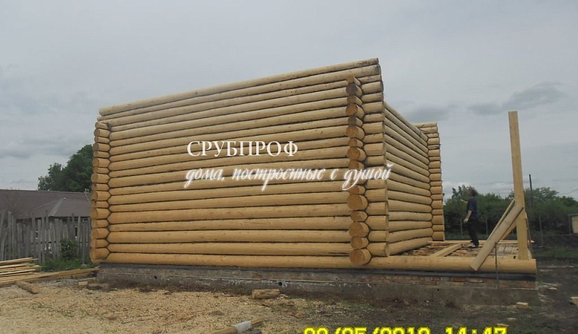 Сруб ручной рубки 8,5х8,5