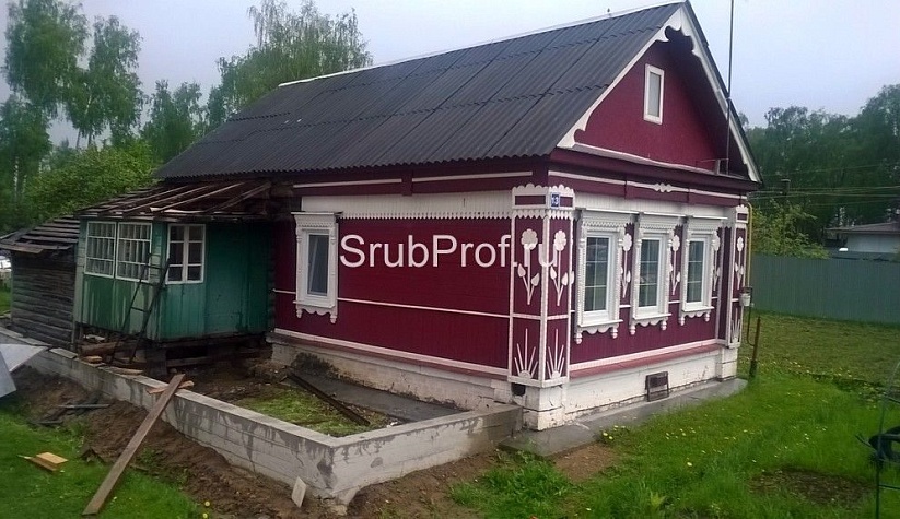 Пристройка из профилированного бруса к срубу