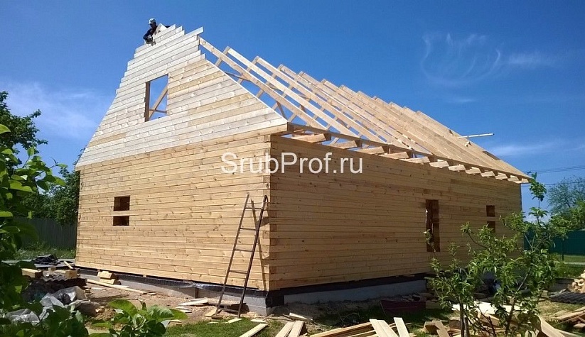 Пристройка из профилированного бруса к срубу